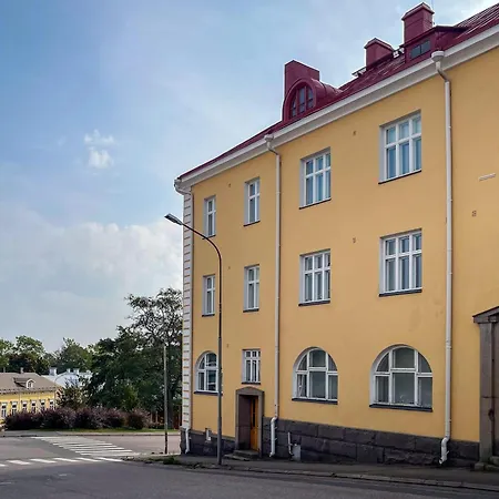 Amanda In Appartement Hanko
