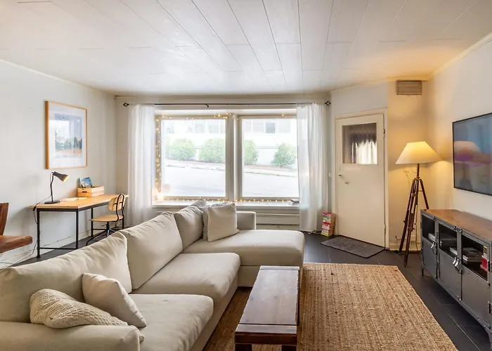 Amanda In Apartamento